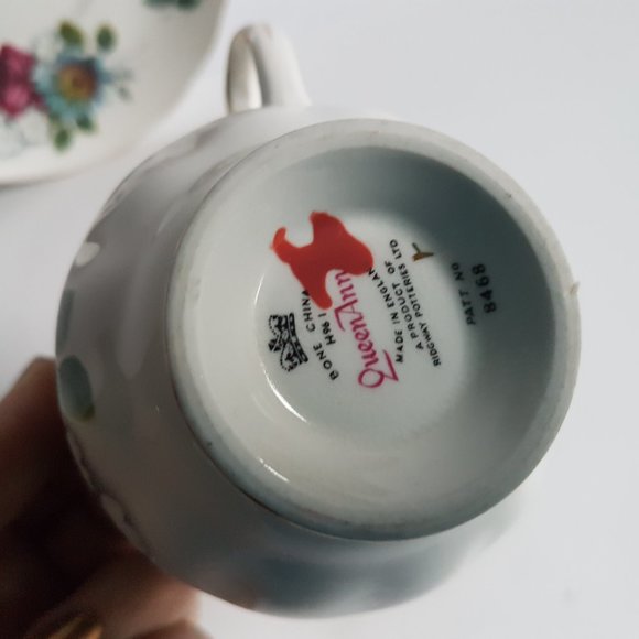 Floral Teacup and Saucer Set - Picture 3 of 4